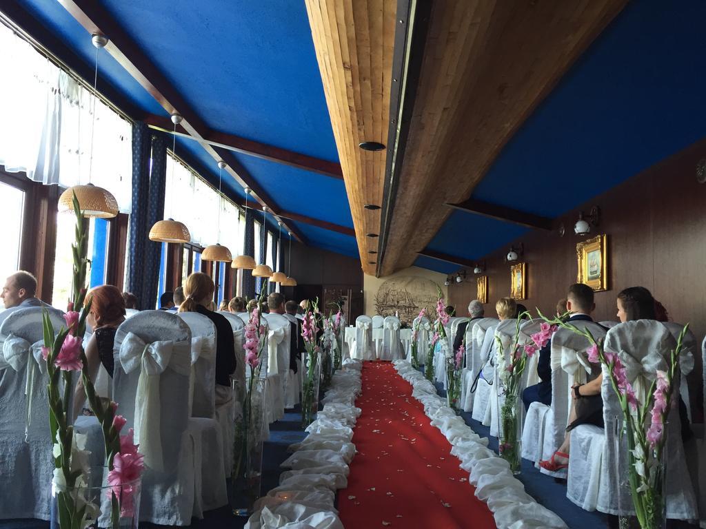 Shuma Hotel Dabrowa Gornicza Luaran gambar